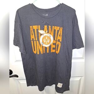 A Retro Brand MLS Atlanta United short sleeve t-shirt in a men's size XL